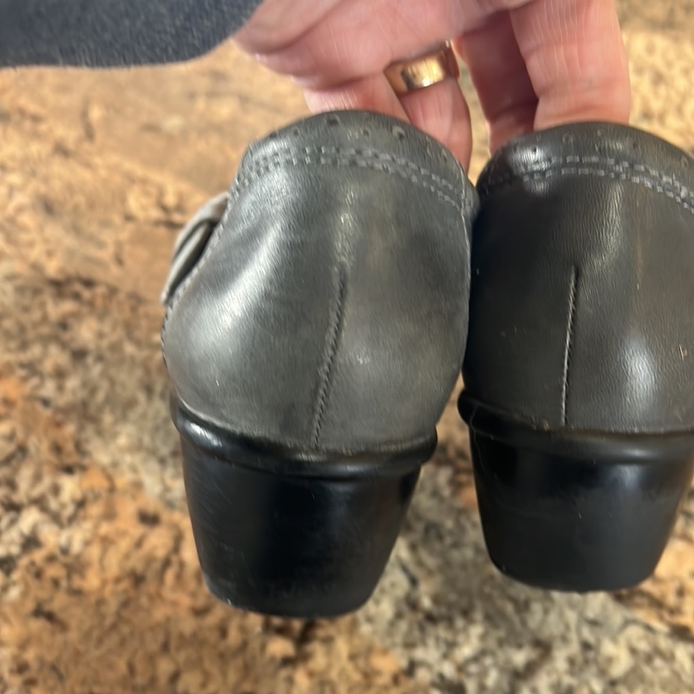 Clarks Heels - Picture 5 of 8